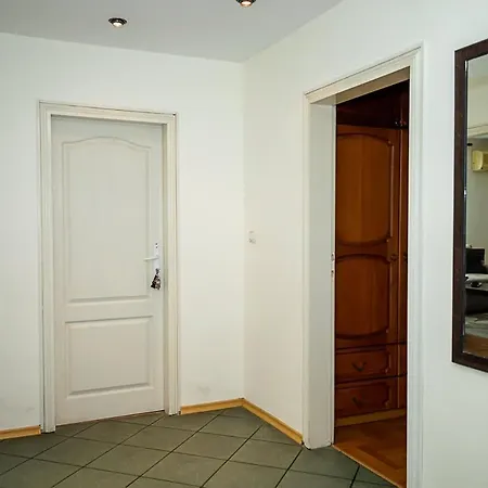 Spacious 2br At Red Square By Flat Manаger Apartament Warna